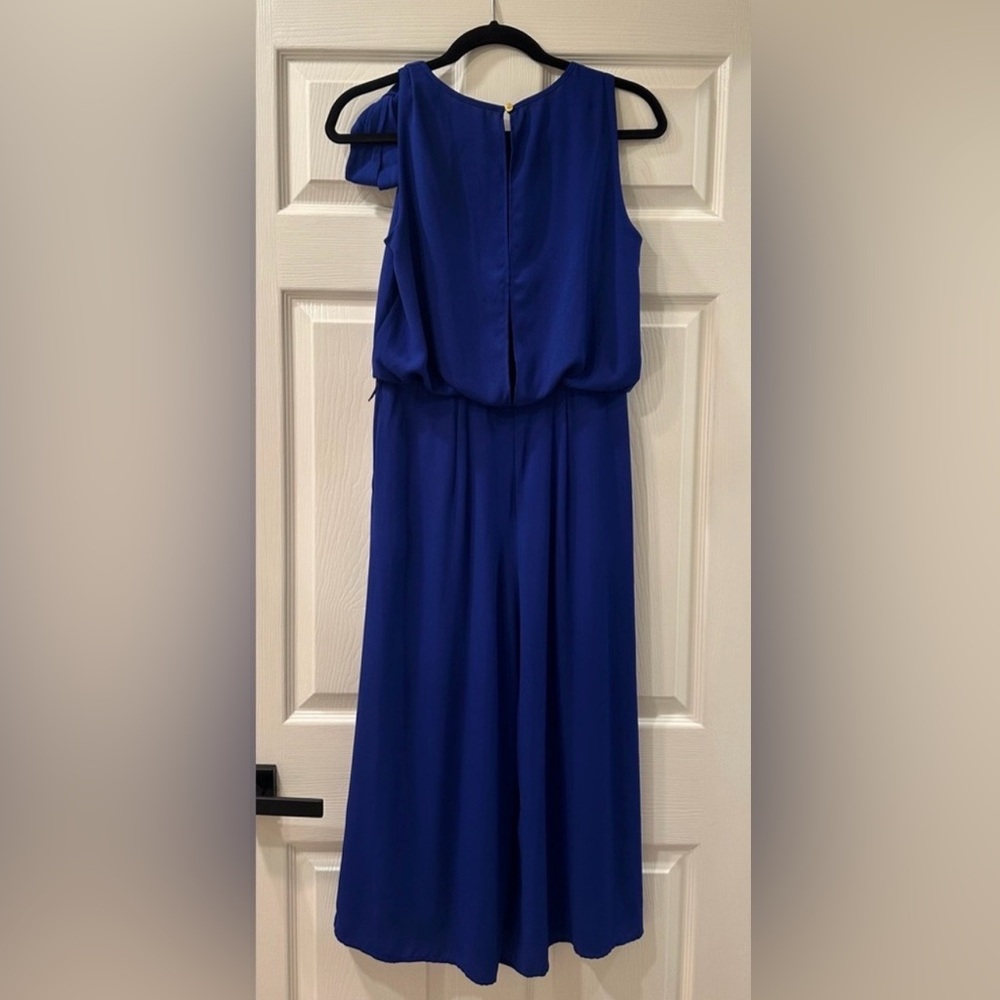 Vince Camuto Sleeveless Jumpsuit with Bow - Picture 2 of 11